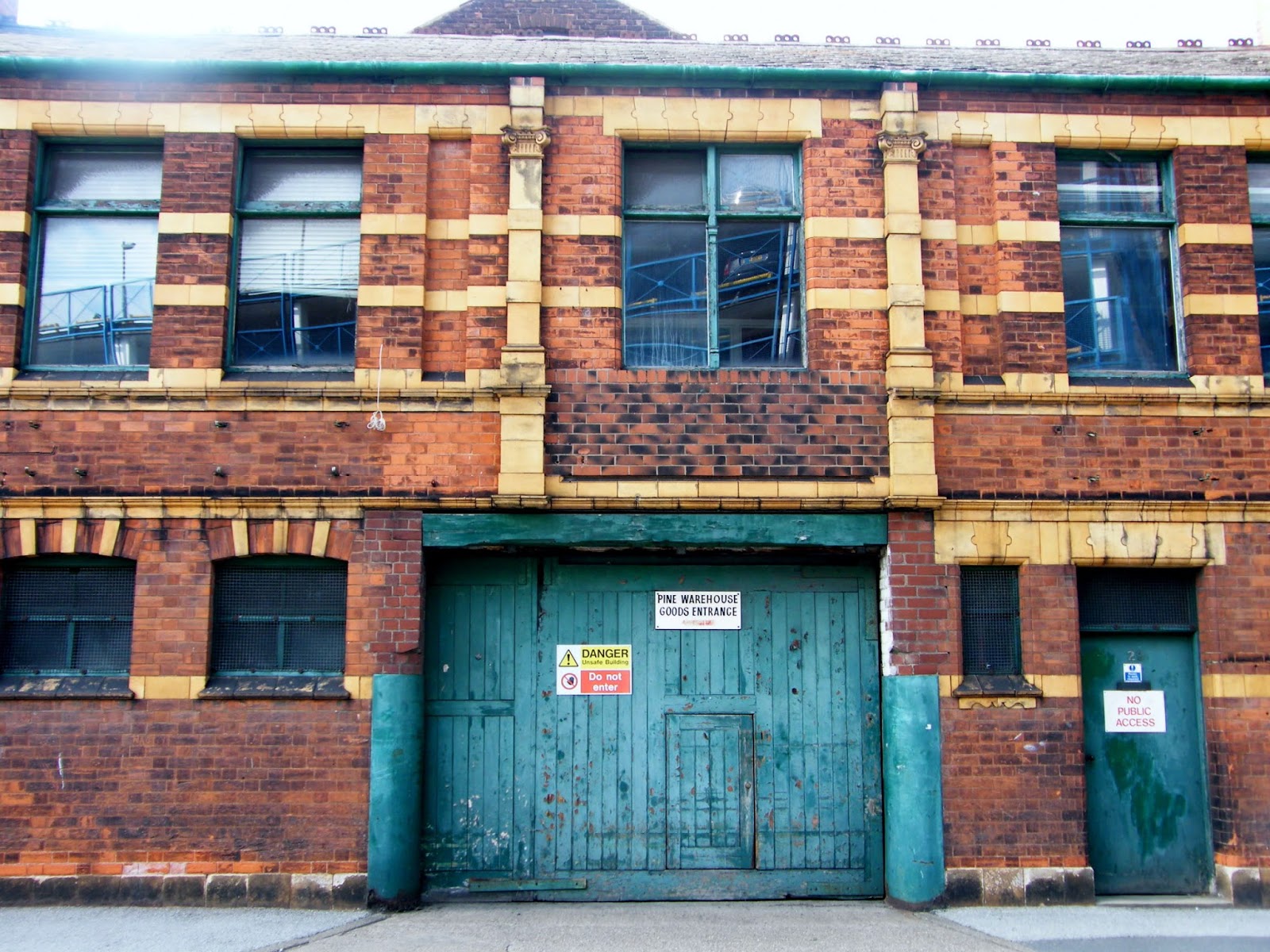 Hull and Hereabouts Old warehouse