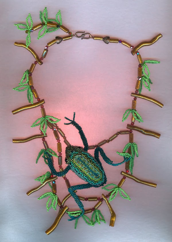 Necklace Poison Dart Frog with Jungle vine chain