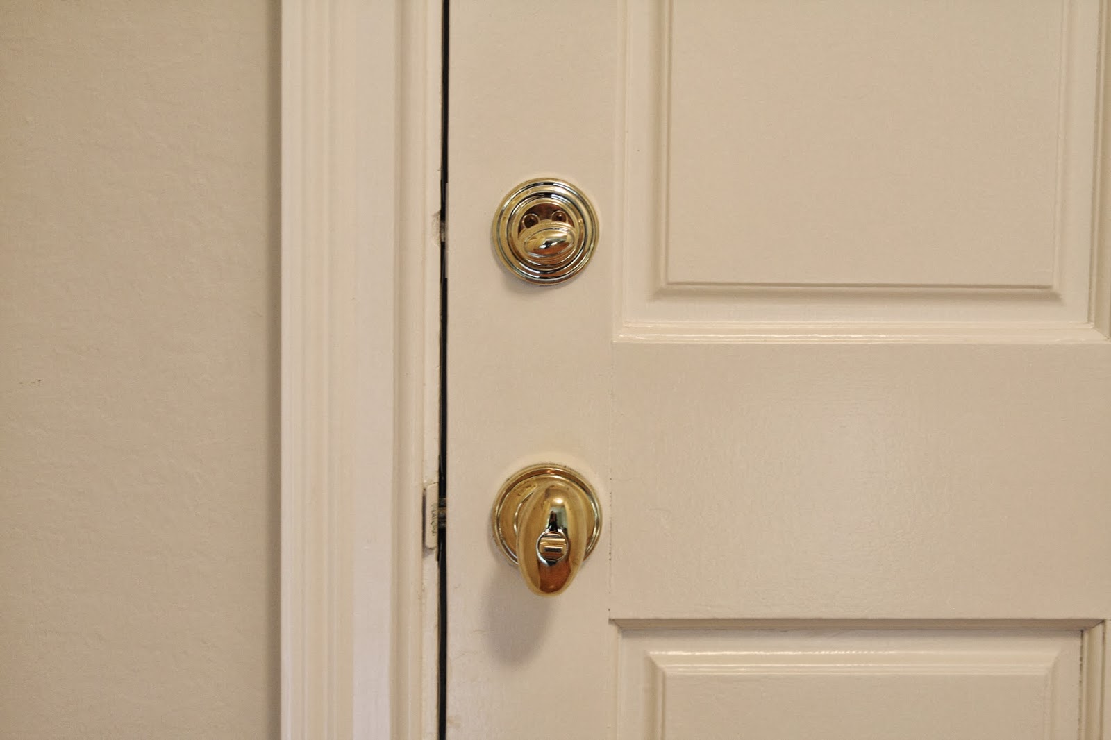 Smart as a Door Knob Simply Organized