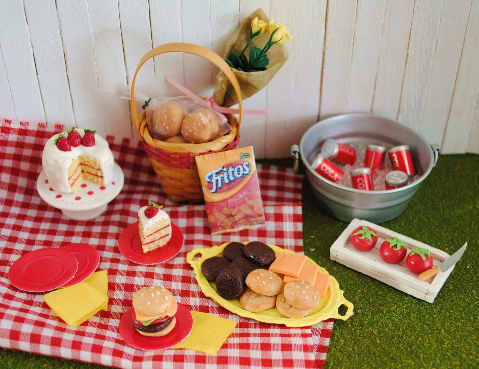 Little Things By Anna {A Mini Picnic...}