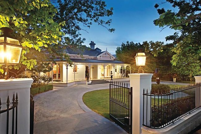 house plans with horseshoe driveway joy studio design gallery best design house plans with horseshoe driveway joy studio design gallery best design
