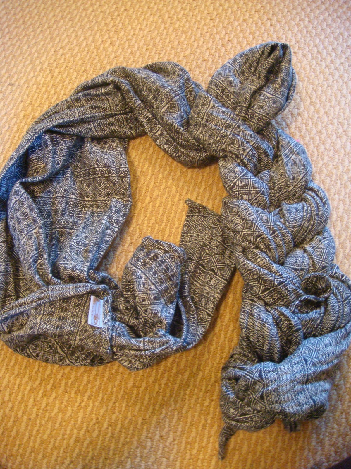 Life as I know it. Breaking in a woven wrap