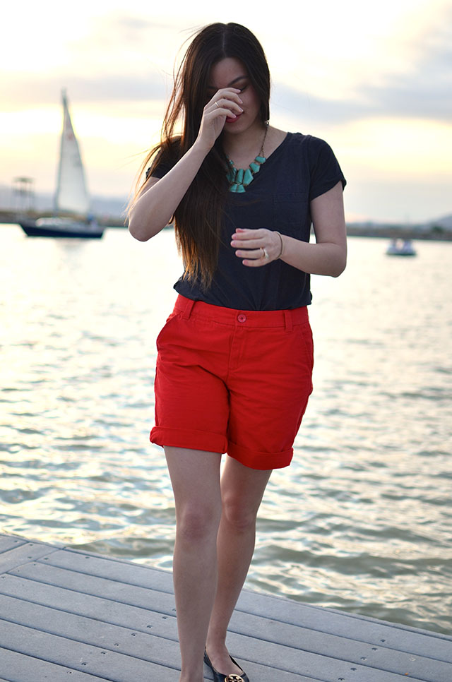 Nautical outfit || via Golden Swank
