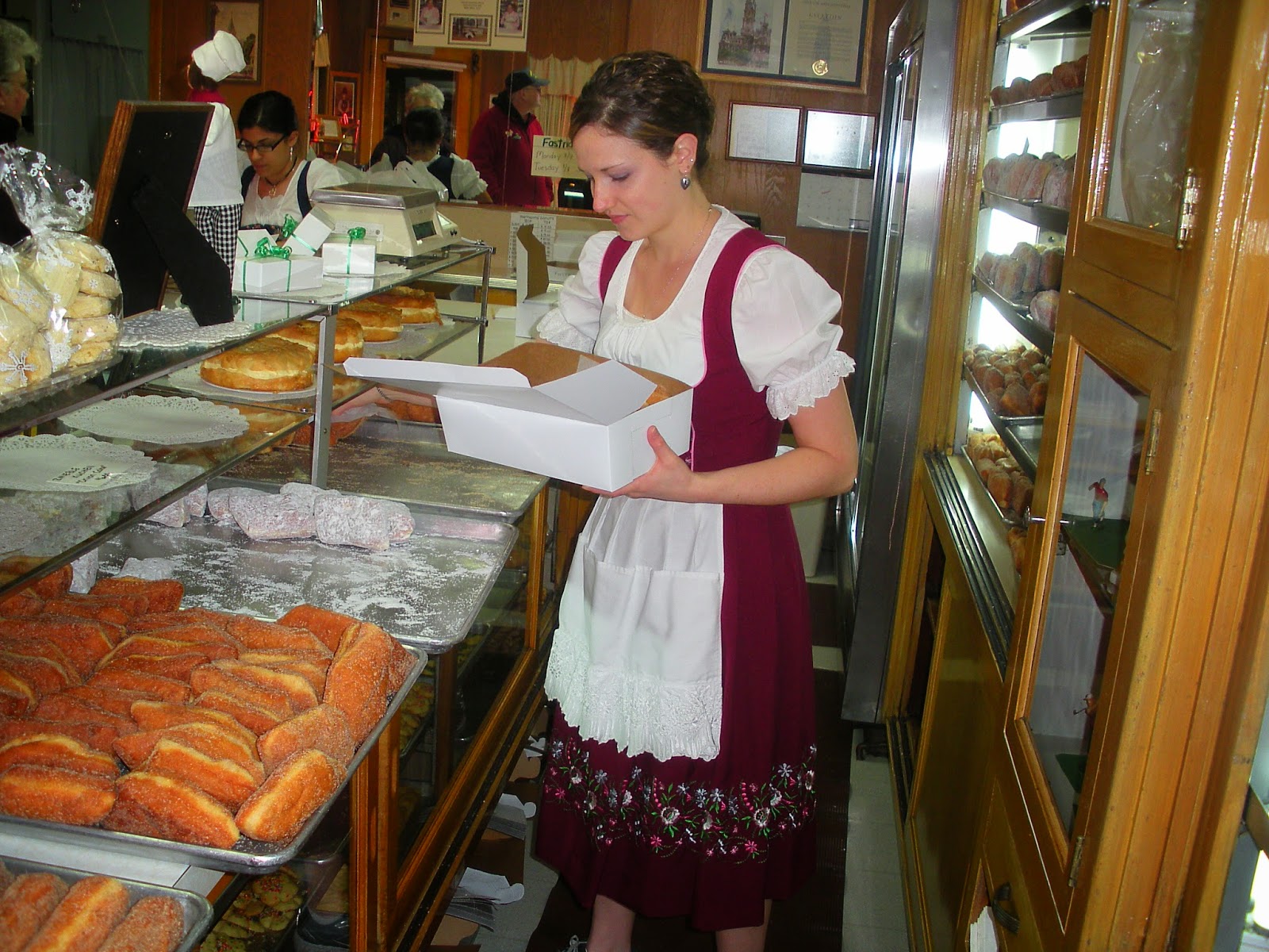 Haegele's Bakery, Philadelphia German Bakery Holidays