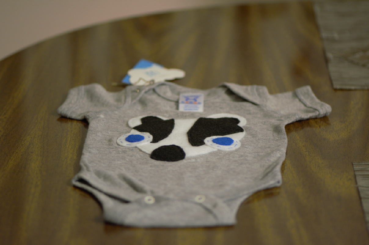 Lil' Blog and More Baby Clothes that are Hand Stitched with Love! mi