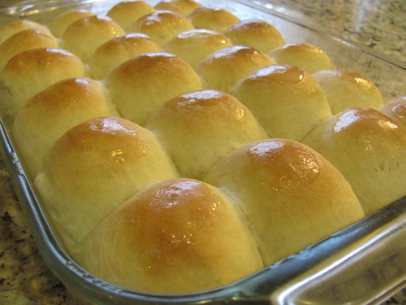 Sprinkle Some Sunshine! mom's holiday dinner rolls party!