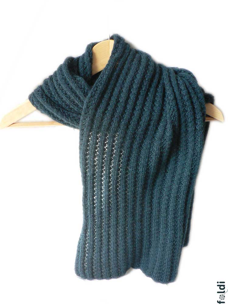foldi: Mohair blend scarf