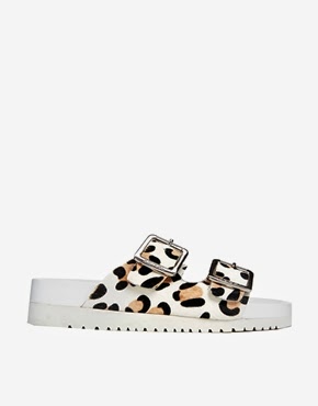 Las birkenstock La tendencia que triunfa este verano, las sandalias almanas que más se llevan.