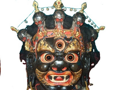 маски монгольские праздника цан