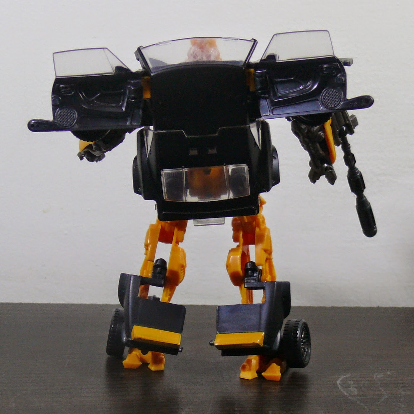 Blog 1069 High Octane Bumblebee de Transformers 4