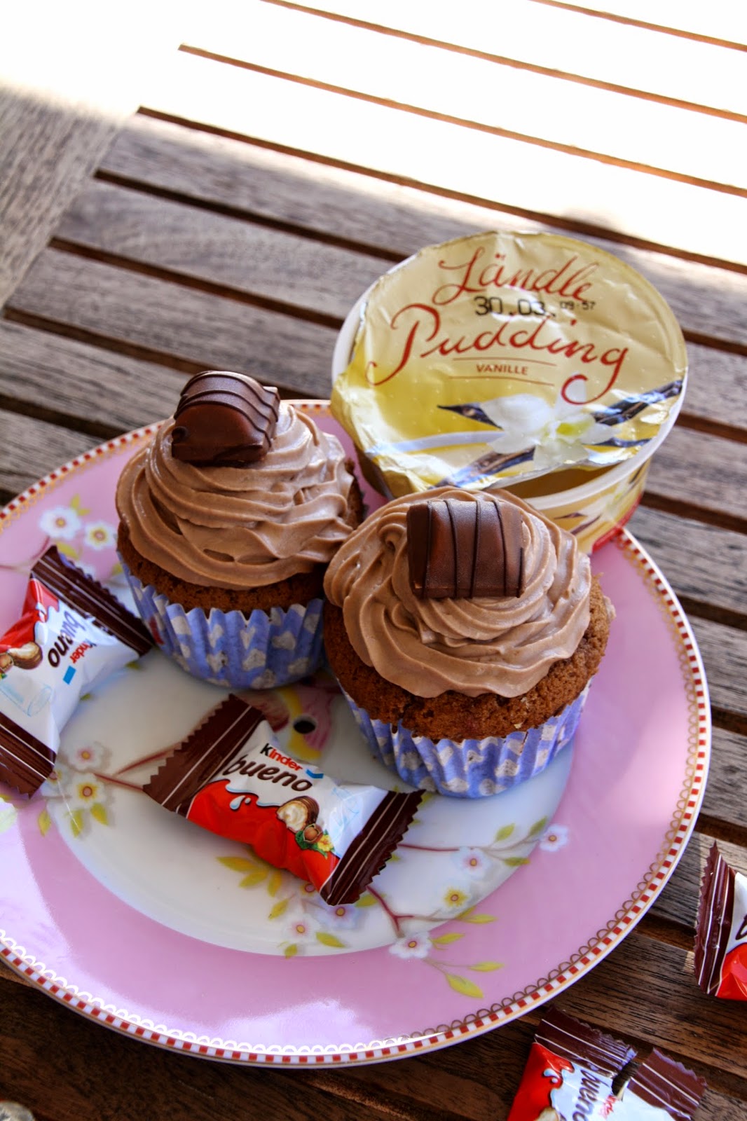 creative bakery Kinder Bueno Landliebe Cupcakes