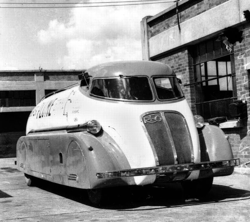 Reo+Speedtanker+1937.jpg