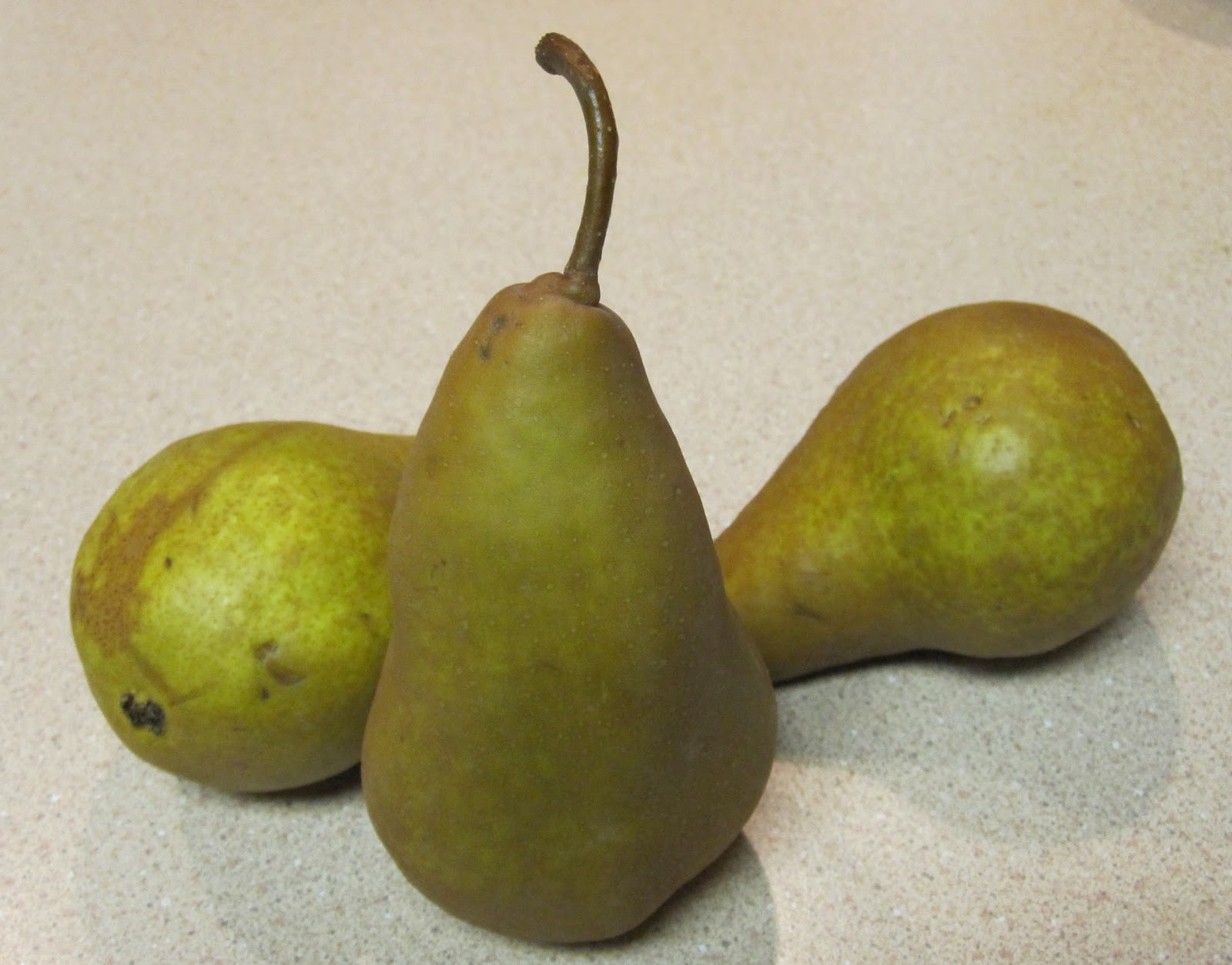 Cannundrums Pears Asian, Korean, Ya, Fragrant, Bartlett, Red Bartlett