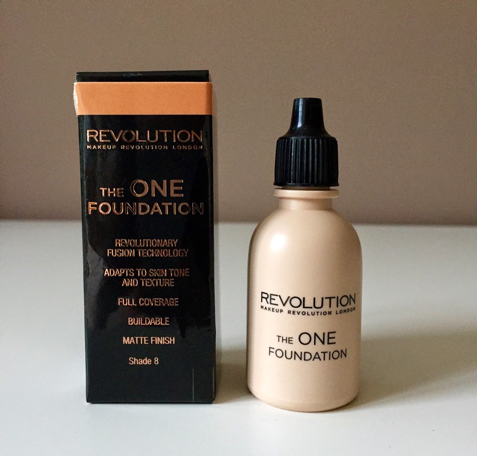 Makeup revolution one foundation Makeup revolution one foundation