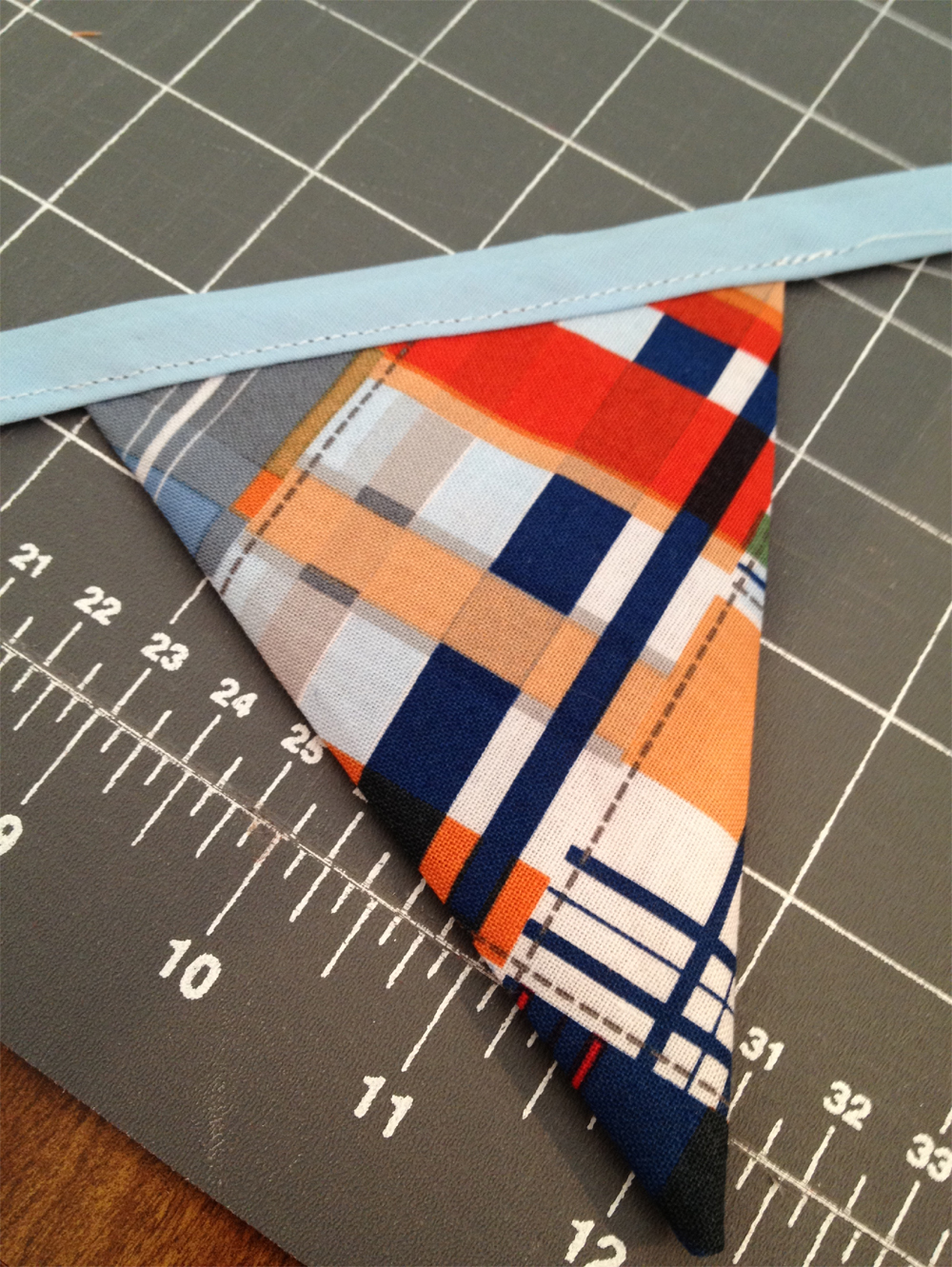 Fabric Mill Pennant Banner Tutorial