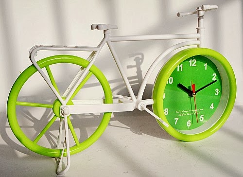 http://www.feelgift.com/bicycle-clock