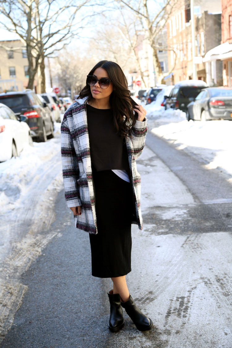 lpfashionphilosophy_erica_lavelanet_oversized_plaid_coat_topshop_midi)skirt_2.jpg