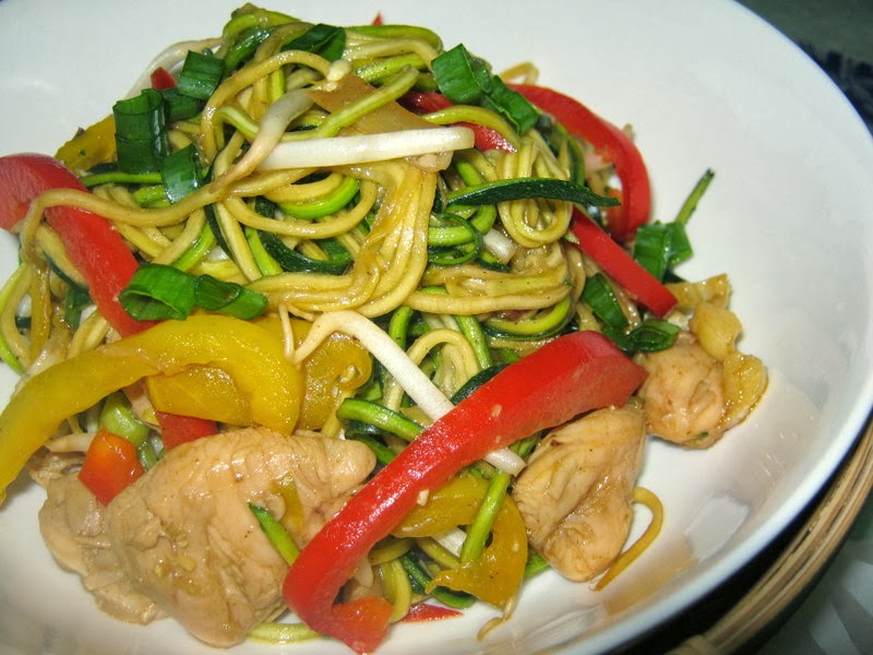 Phong Hong Bakes and Cooks! Stir Fried Zoodles