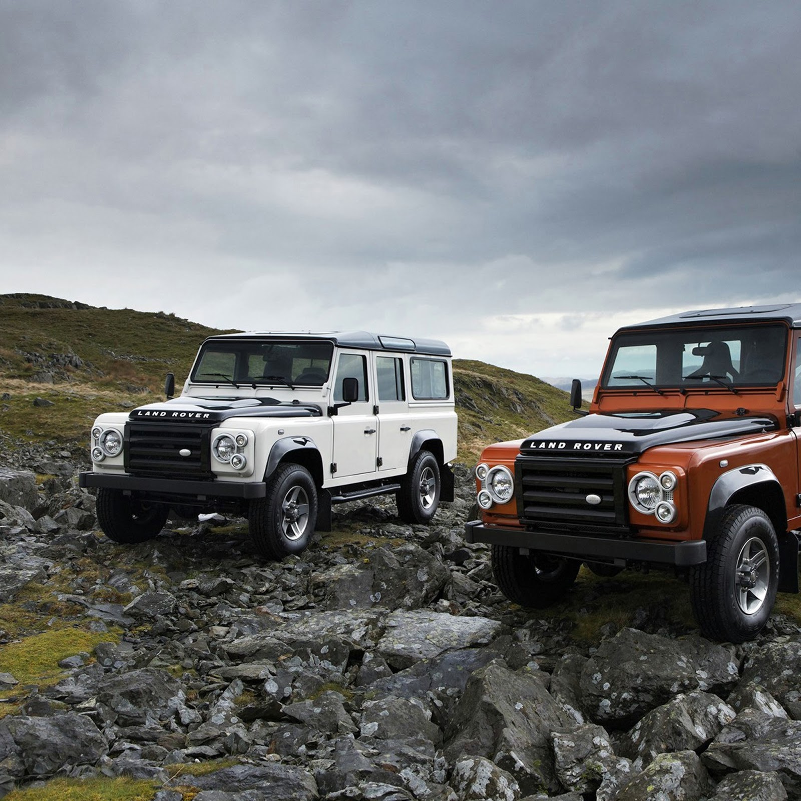 Land Rover Defender Fire Ice Editions - HD Wallpaper Pics