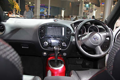 Nissan-Juke-2012-1