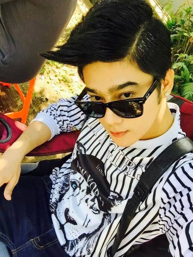 M y a n m a r H u n k s Zay Ye Htet Selfie