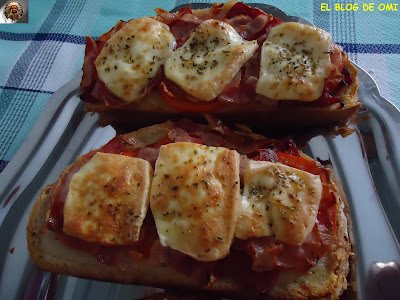 Tostas De Bacon Y Camembert

