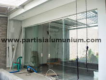 partisi aluminium kaca