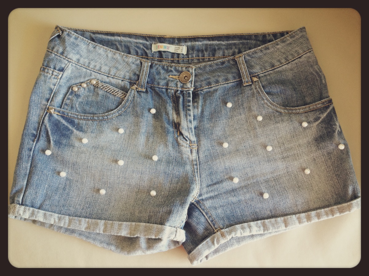 GirlyHideaway DIY Denim Shorts