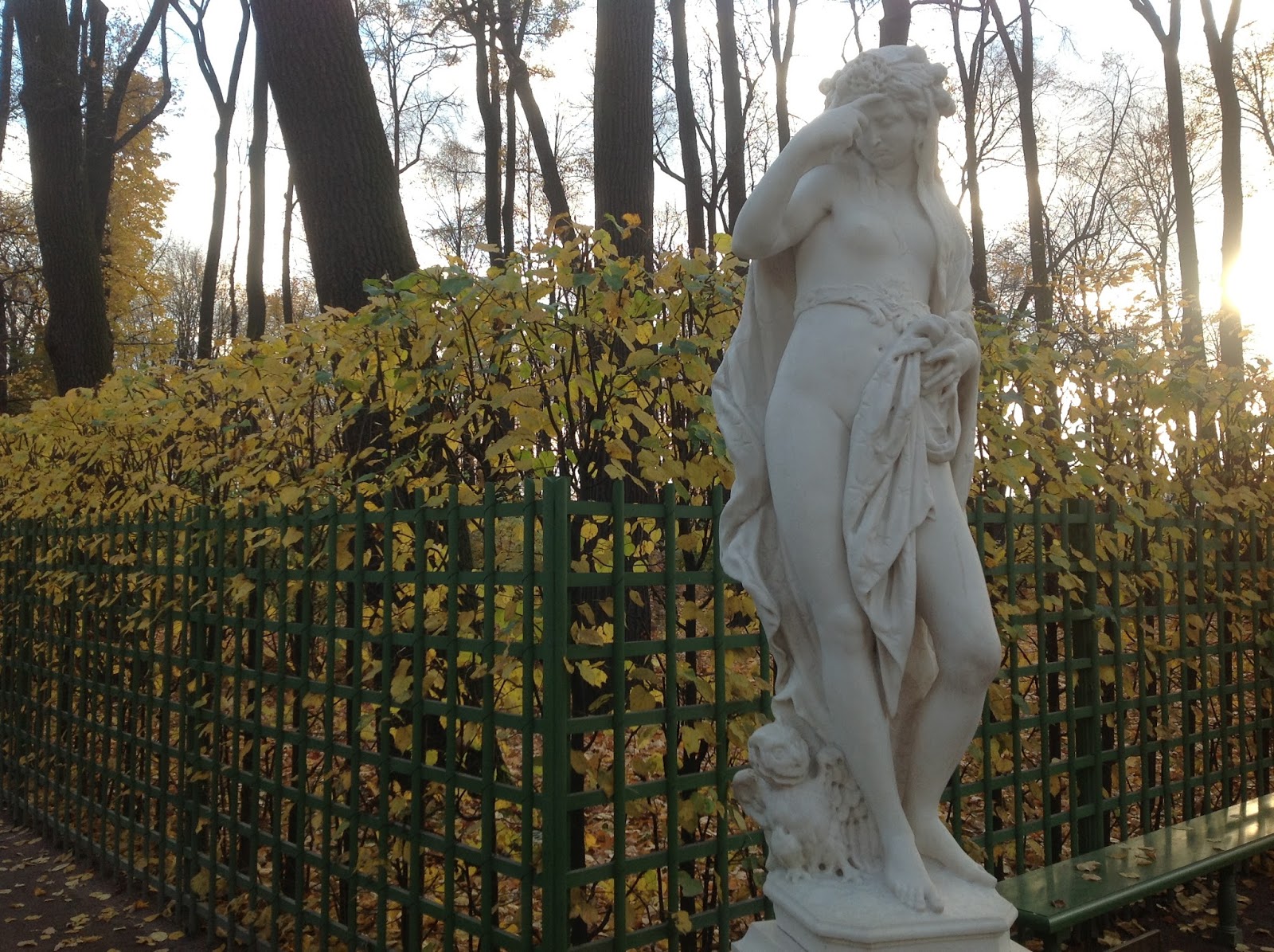 Реферат: Мифы в скульптурах Летнего сада