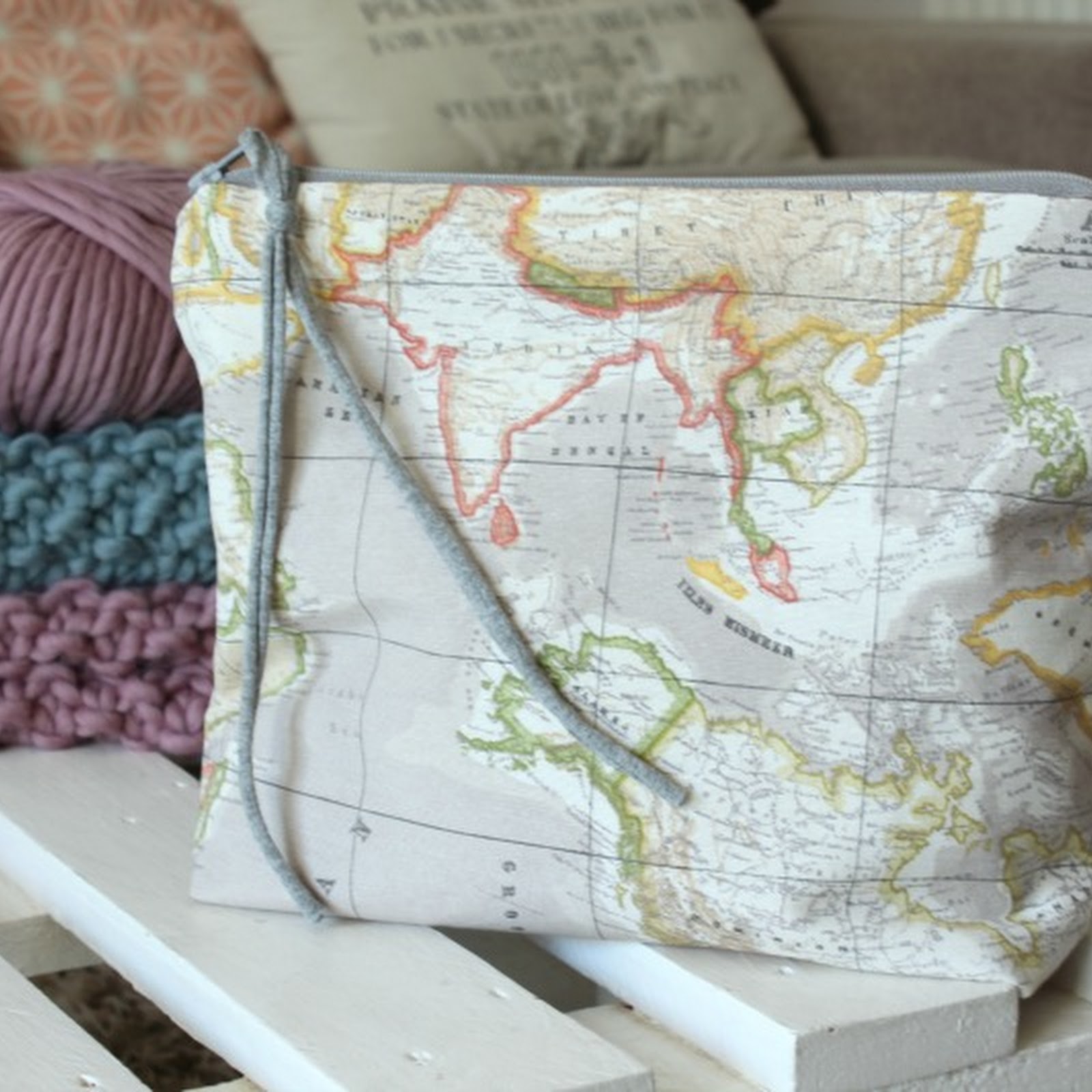 Pouch de tela mapa mundi