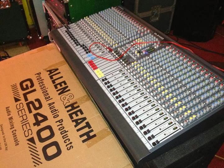 SPEC MIXER ALLEN HEATH GL2400 SPEC MIXER ALLEN HEATH GL2400