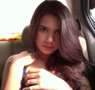 nomnom gowes Audi Marissa sakitnya tuh disini