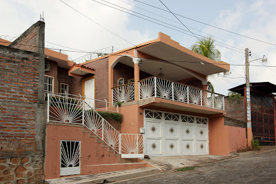 salvador el houses faraway brother style etiquetas