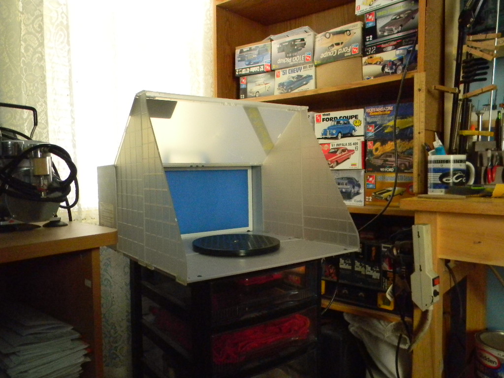 Building Models. Building Model Cars.