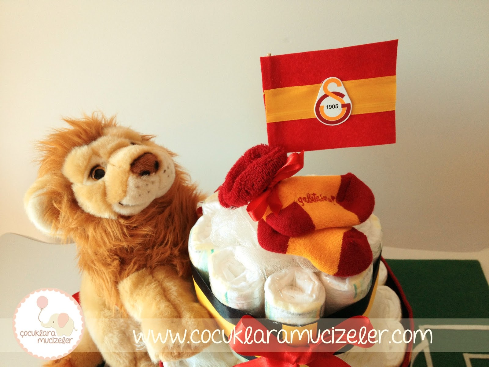 Çocuklara Mucizeler Yavru Aslan Bez Pasta