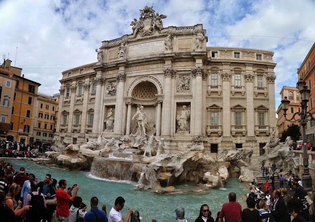 Trevi Fountain Trevi Fountain