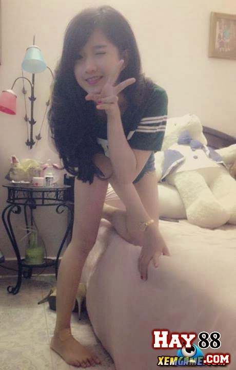 cung-ngam-kieu-trinh-hot-girl-lien-minh-huyen-thoai-13
