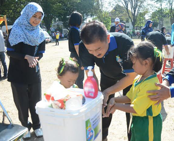 88 Gambar Anak Tk Cuci Tangan Terlihat Keren 88 Gambar Anak Tk Cuci Tangan Terlihat Keren