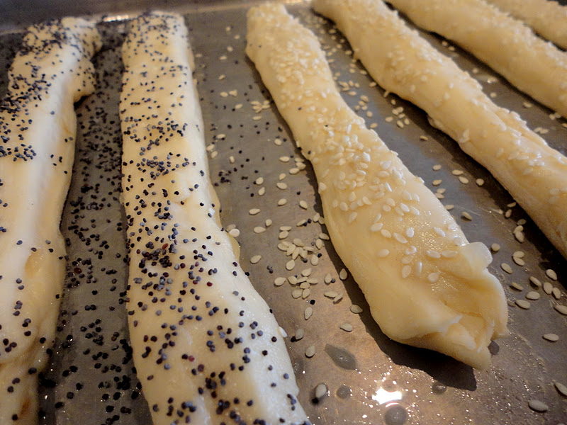 Keeping up with the Kitchen Mom Soft Onion Breadsticks