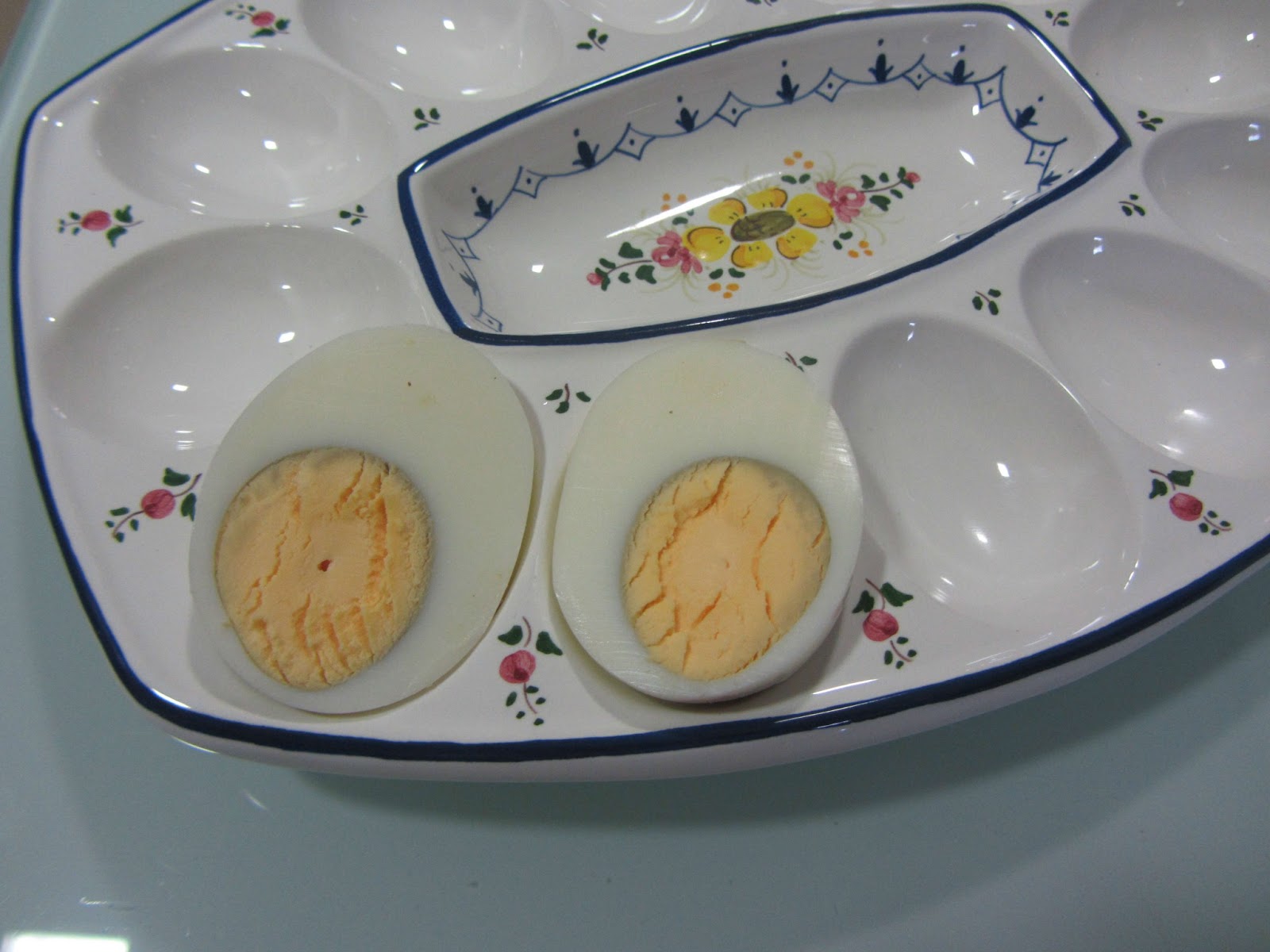 Huevos rellenos (receta tradicional)