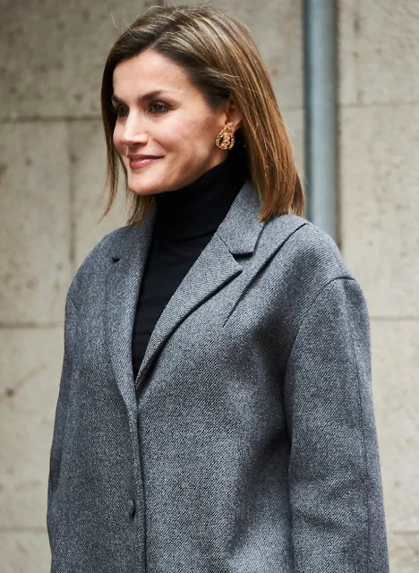 Queen Letizia of Spain attends a Working meeting of the Spanish Association Against Cancer (AECC) at AECC headquarters in Madrid
