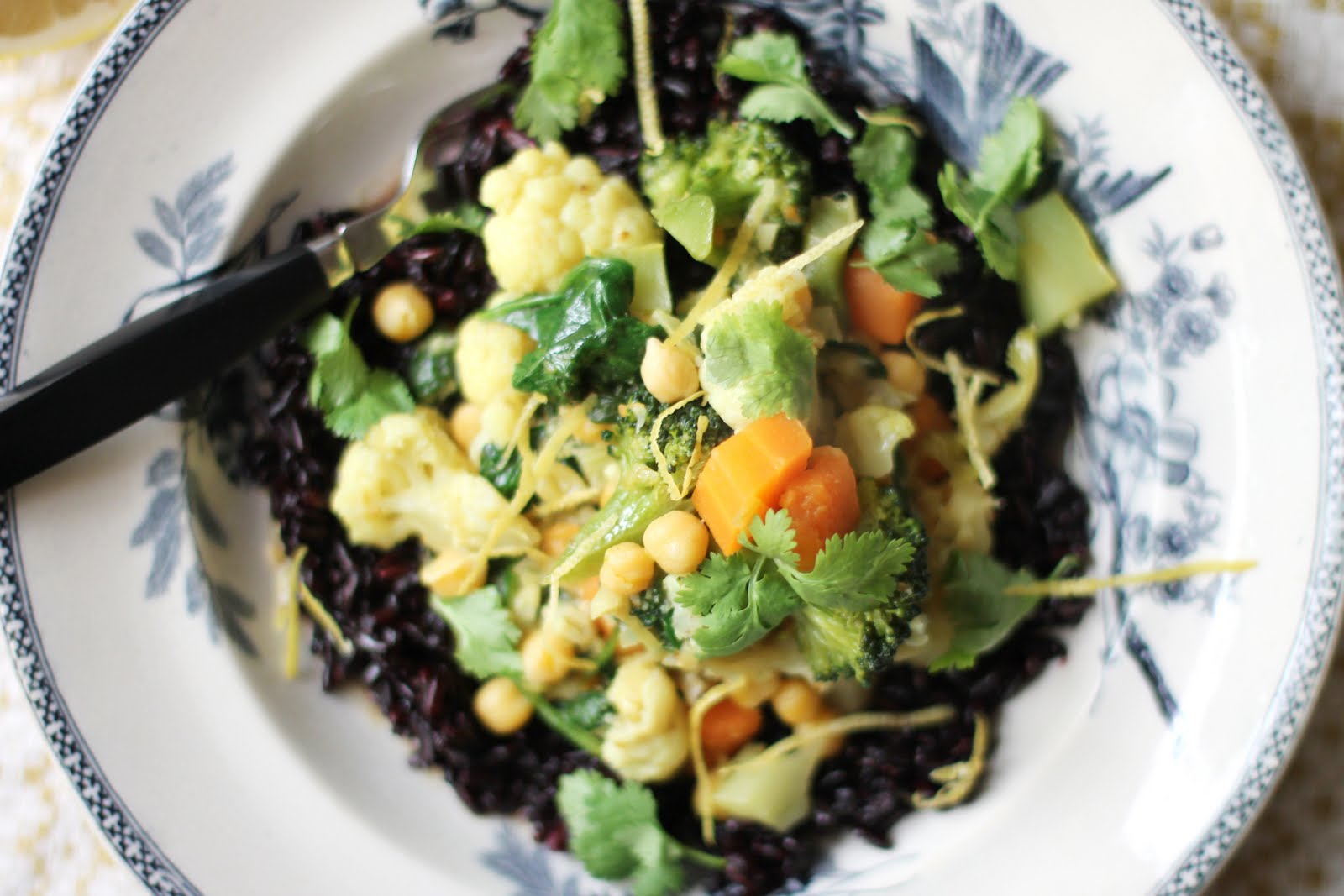 sallad svart ris