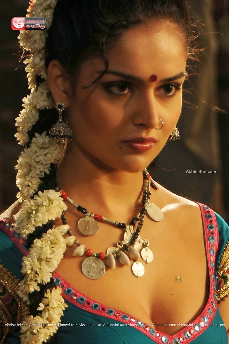 Nathalia Kaur Actress & Model Nathalia (Kaur) Pinheiro Felipe Martins