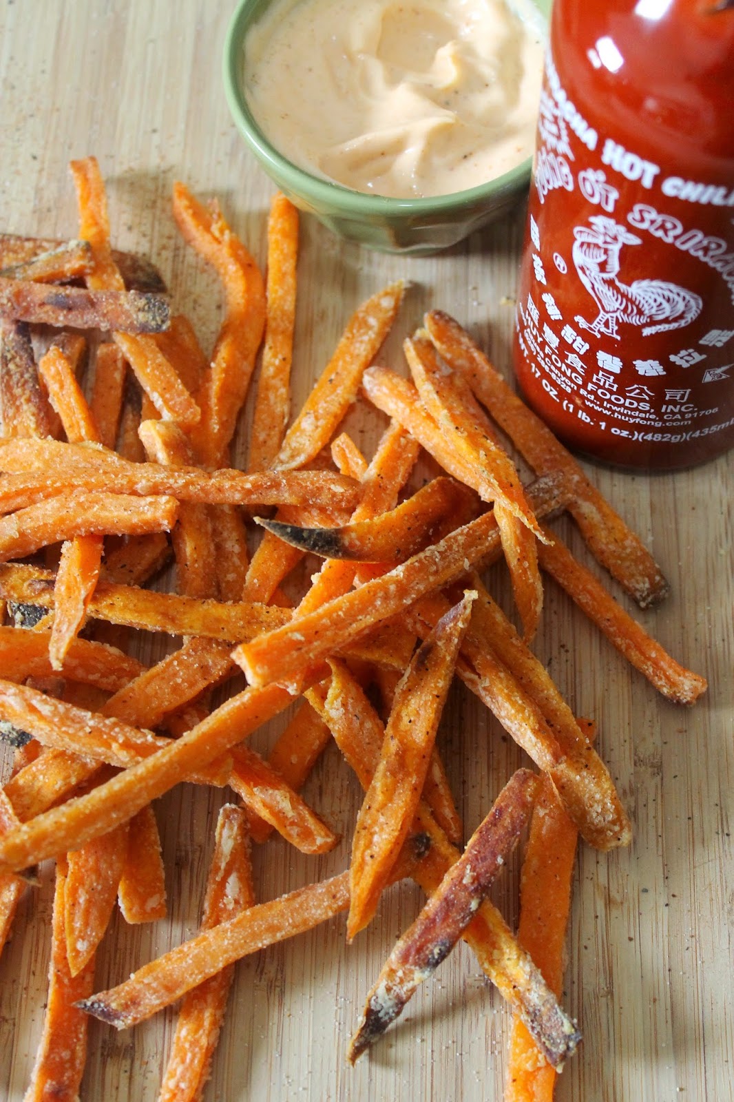 easiest baked sweet potato fries!