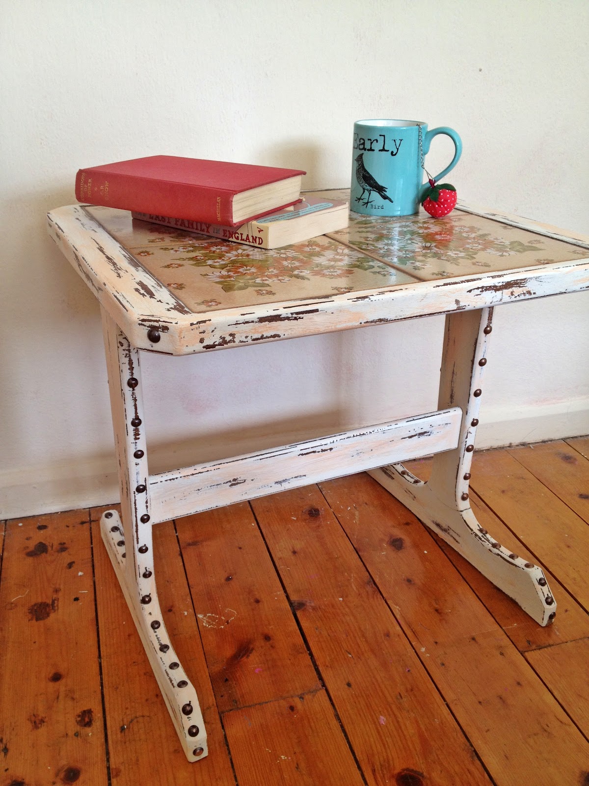 Tatty Betty: Coffee Table Upcycle!