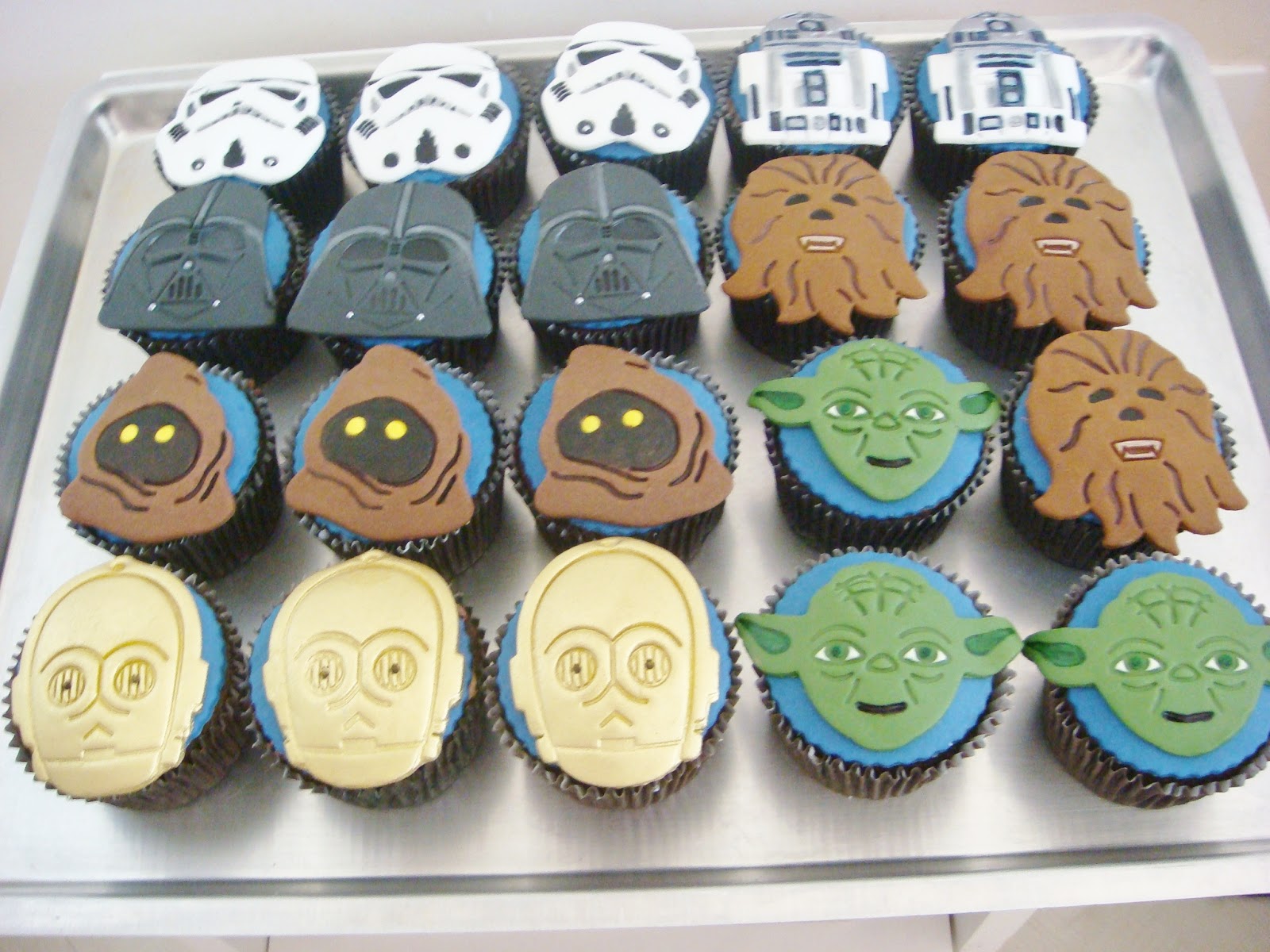 Sonho Pink Festa STAR WARS com Cupcakes de Mousse de Chocolate e