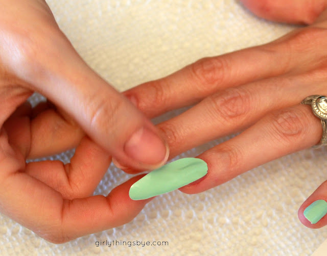 How to apply nail polish strips ft. Incoco strips Girly Things by *e* girlythingsby_e