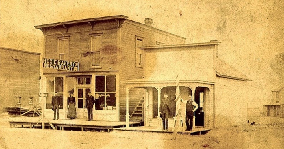 Kansas And Its Surnames Hoxie Kansas, Bakey & Restaurant.