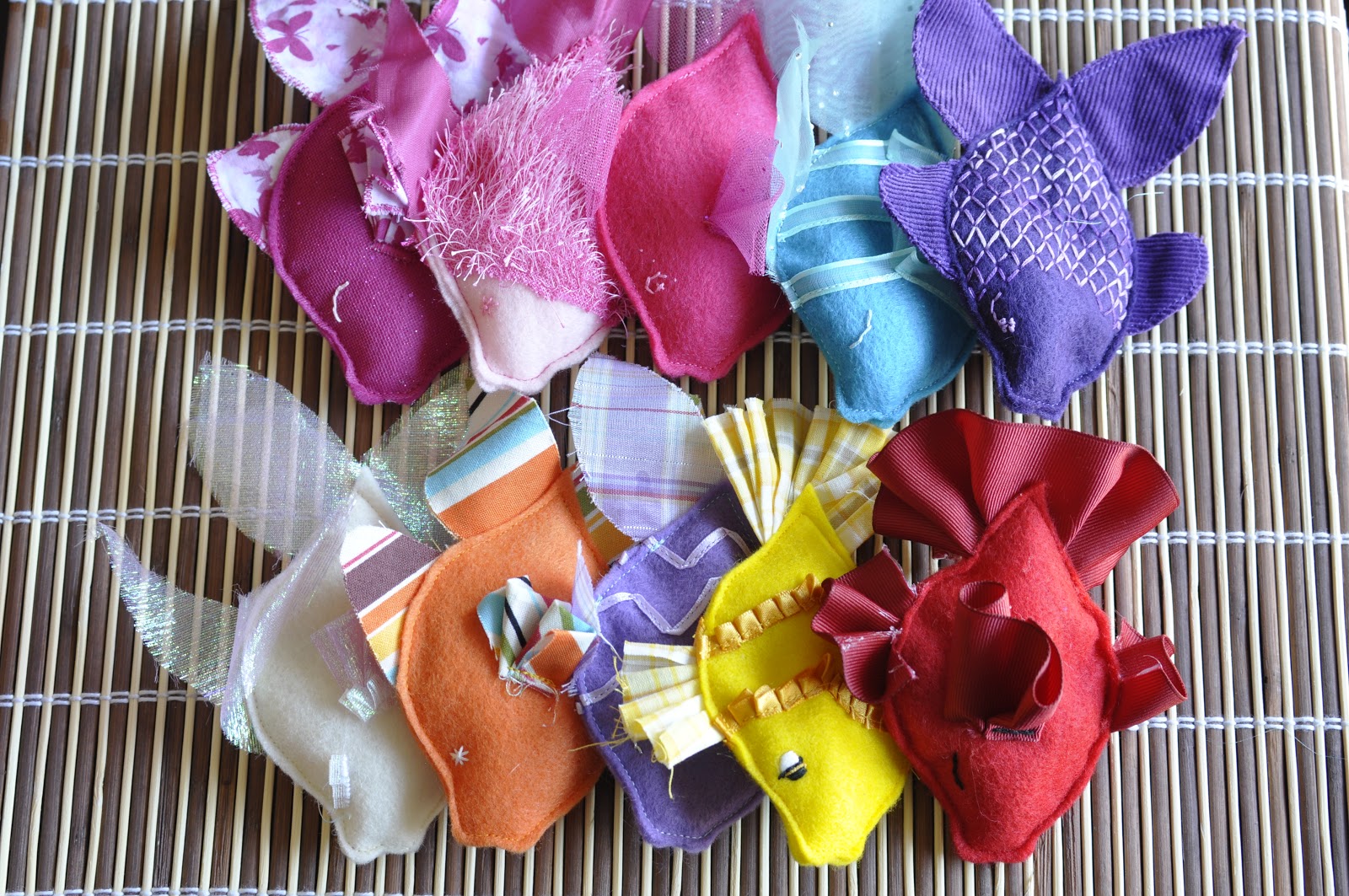 Dual Perspicacity Bean Bag Fish