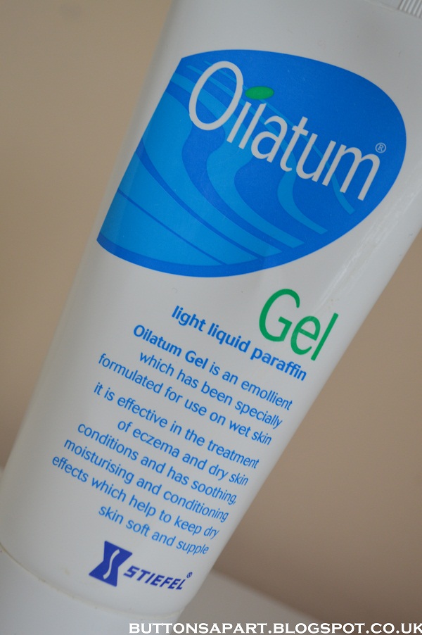 Buttons Apart oilatum fragrance free shower gel review